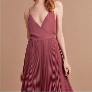 Aritzia Wilfred Beaune Pleated Vine Color XXS